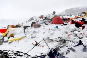 Basura everest 768x518