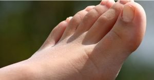 ignisnatura-salud-pies-olor-desodorante.jpg