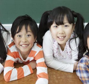 niños en Japón