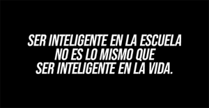 el éxito y ser inteligente