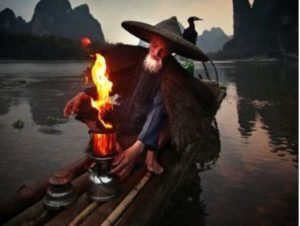 Abuelo en lago ignisnatura