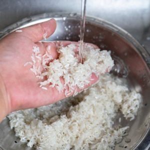 enjuagar arroz no es necesario