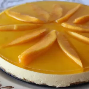 Deléitate con una Exquisita Tarta de Queso con Mango
