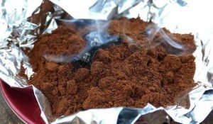 Café en Grano Molido y un Encendedor: El Fin de los Mosquitos