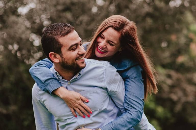 relaciones-de-pareja-mujer-y-hombre-ignis-natura