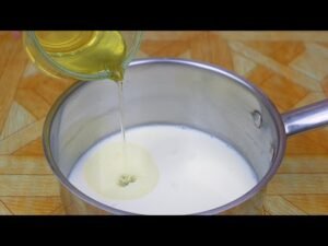 vierte-aceite-oliva-en-leche-secreto-ignis-natura